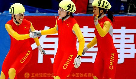 2005年世锦赛中国包揽女子500米三甲
