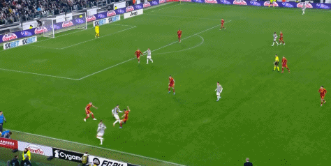 意甲-弗拉霍维奇助攻拉比奥制胜 尤文1-0罗马