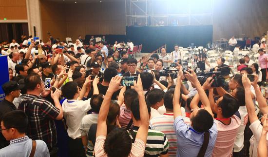 柯洁参加城围联活动(资料图)