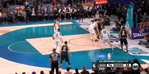 【影片】詹姆斯背後掏球未果反遭Jokic調戲!Jokic:你要啊?你要就跟我說啊,我給你呀!-黑特籃球-NBA新聞影音圖片分享社區