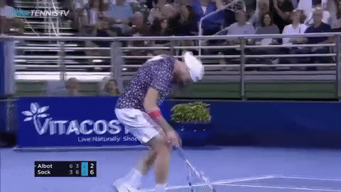 GIF|苦等475天!没排名的索克迎首胜 赛后喜极而泣