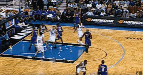 【經典回顧】歷史上的今天:Kobe騎扣新秀Howard、韋德隔扣Varejao,太殘暴了!-黑特籃球-NBA新聞影音圖片分享社區