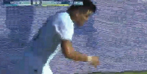 阿拉里奥头球破门,1-0