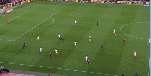 梅西的传球依旧犀利