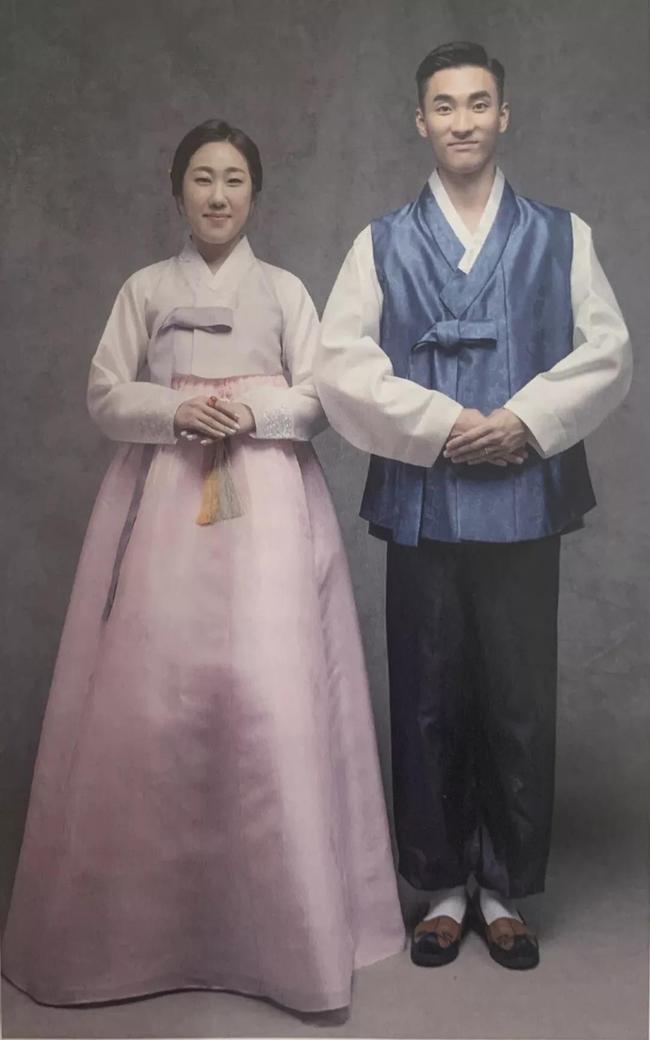 恋爱5年的李尚洙和朴英淑在2018年举行了婚礼，乒乓搭档终成人生伴侣。