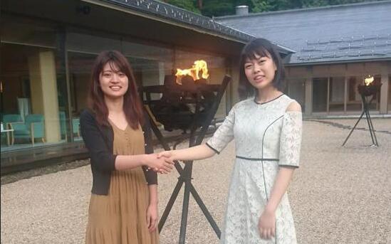 藤泽里菜与上野爱咲美