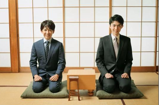 左:福永祐一骑手,右:中村太地棋手