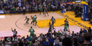 【影片】輸了也得給他們敬禮!全NBA只有綠軍敢這麼佈置!-黑特籃球-NBA新聞影音圖片分享社區