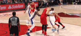 單挑遭完爆?拓荒者鐵塔點出大帝最大弱點,暗指大帝太軟?-黑特籃球-NBA新聞影音圖片分享社區