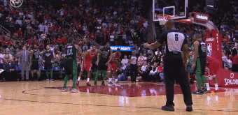 【影片】神來之筆!厄文看了會沉默,巴西聯賽球員故意罰不中搶板絕殺!-黑特籃球-NBA新聞影音圖片分享社區