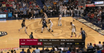 史無前例!一眉哥轟45+17+5+5 表弟報銷後場均33+13!(影)-黑特籃球-NBA新聞影音圖片分享社區