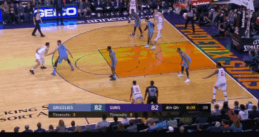 布克後撤步三分