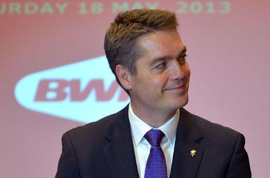 世界羽联斩获SPIA亚洲金奖 主席霍耶在迪拜领奖