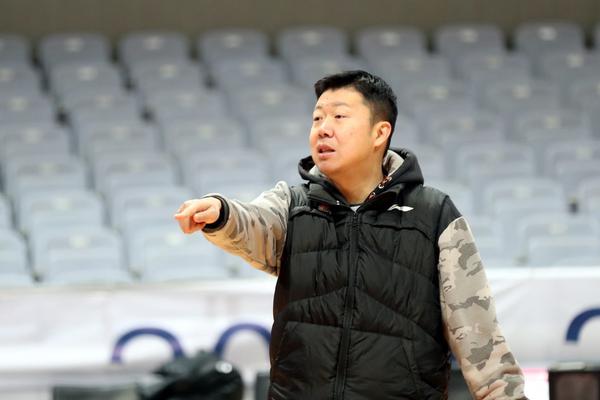 杰倫威：我希望多特能夠入選一防&他配得上 我也應(yīng)該入選