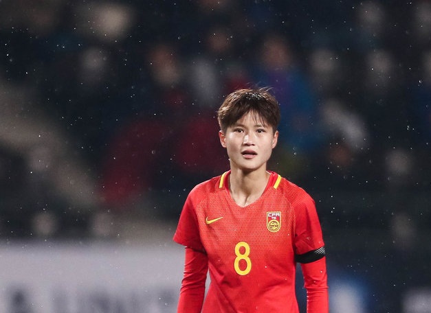 比赛结束后,中国女足队长马君在接受采访时说到:我