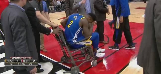 勇士坐輪椅離場小將確診腳踝發炎 至少傷停2周-黑特籃球-NBA新聞影音圖片分享社區