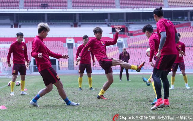 U22球员备战(资料图)