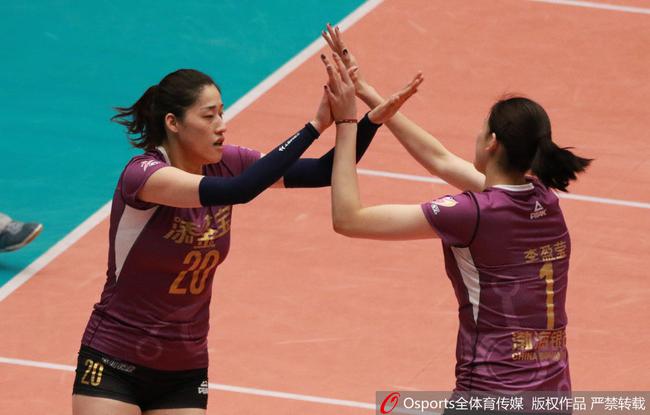 李盈莹和刘晓彤