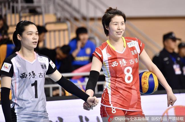 李静和林莉