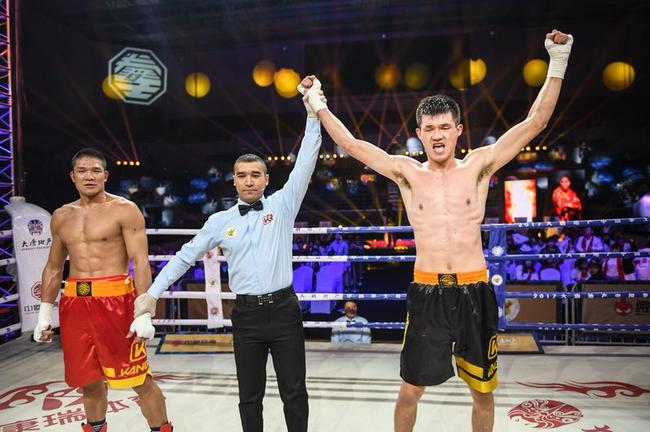 陈大祥力擒施国军夺取中国拳王金腰带