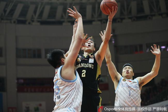 17-18赛季CBA联赛 山东 106-88 八一_直播间_手机新浪网