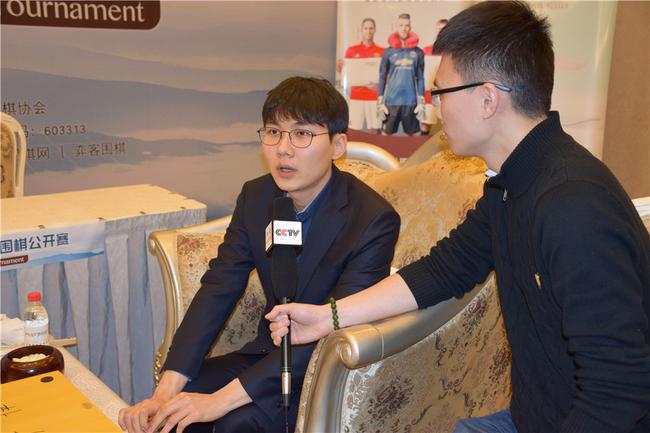 朴廷桓赛后接受记者采访