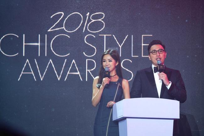 周玲安主持小资风尚盛典 气质优雅完美带动现