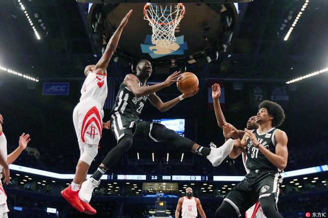 被撞飆血!場均11+4新星腦震盪 這賽季咋這麼毒(影)-黑特籃球-NBA新聞影音圖片分享社區
