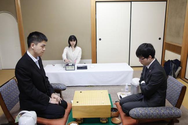 柯洁和井山裕太 中日两位第一人的春节都过得非常精彩