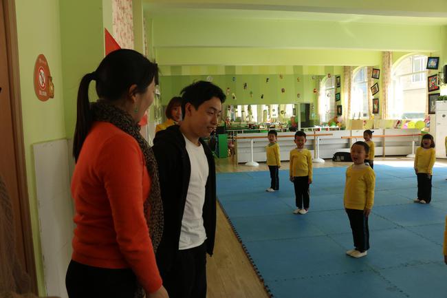 邹凯走进资阳市雁江区第一幼儿园