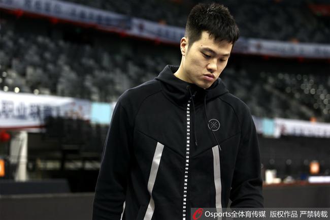深圳队与广州队即将展开季后赛首轮较量