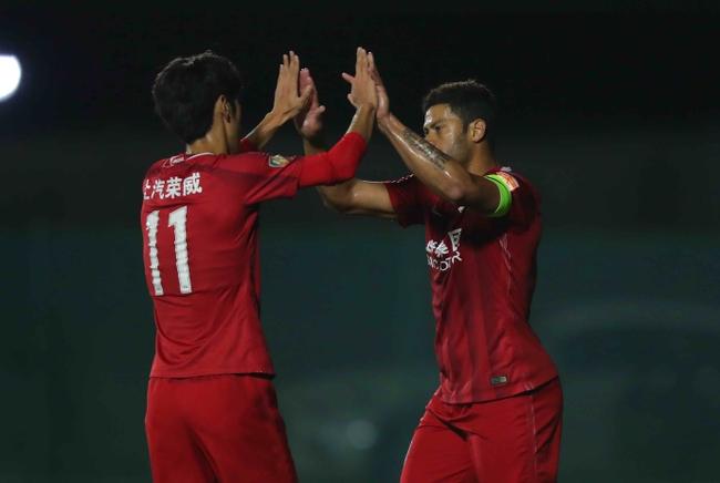 热身-武磊造点胡尔克点射 上港1-0俄超豪门2连