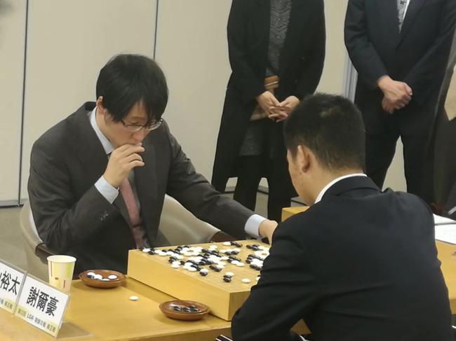 井山裕太背负着沉重的期望