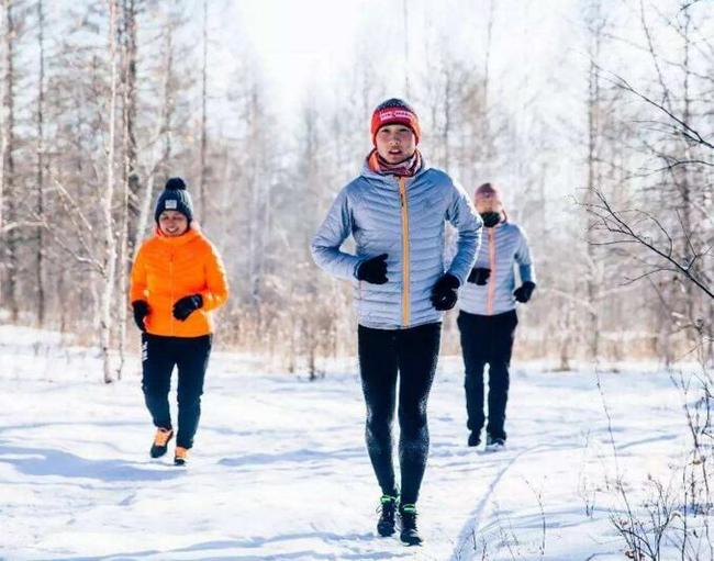 冬天跑步的15个注意事项 分层保暖是前提_跑步