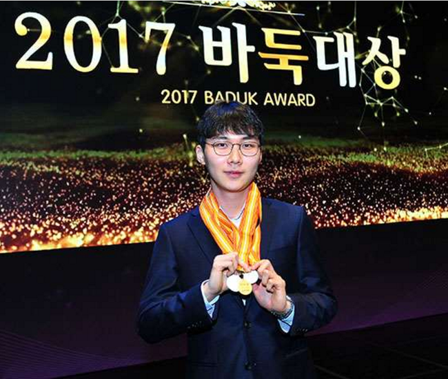 朴廷桓成为2017年度韩国奖金王