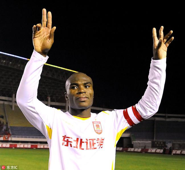 人物|首位获中超先生的外援后卫 曾率队神奇夺