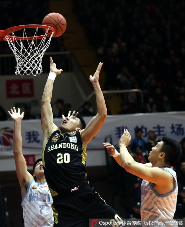 17-18赛季CBA联赛 山东 106-88 八一_直播间_手机新浪网