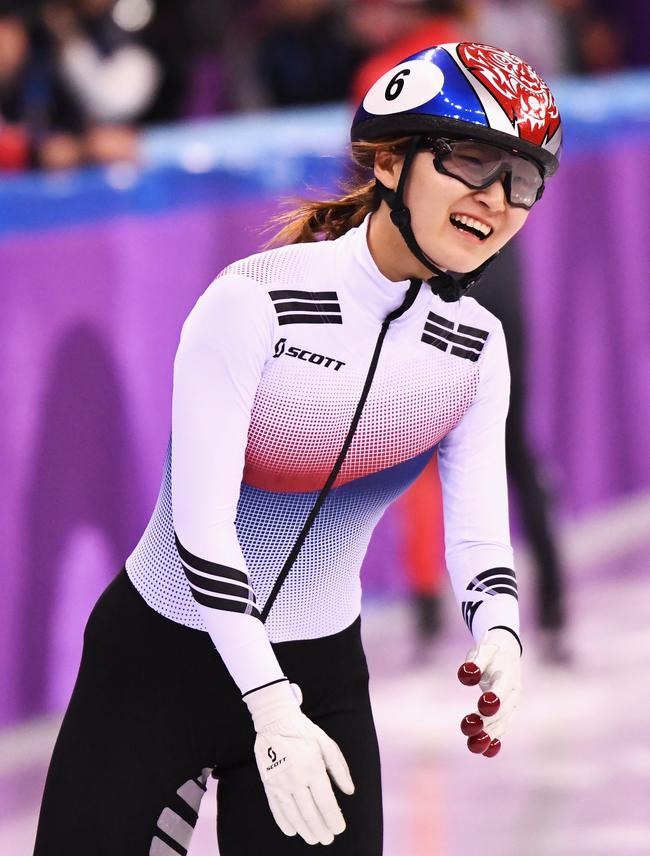 金牌快讯短道速滑女子1500米韩国崔敏静夺金