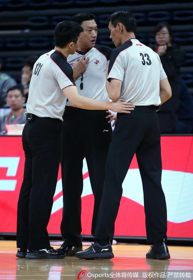CBA裁判改革:已有6名裁判被降档 9人档内降级 _ 新浪体育 _ 火狐中文网