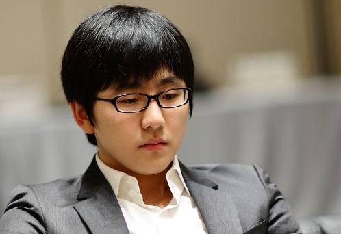 高清-帅哥棋手金志锡