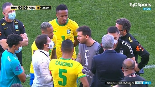 梅西怒怼巴西：特意等比赛开始后过来  全球都在看