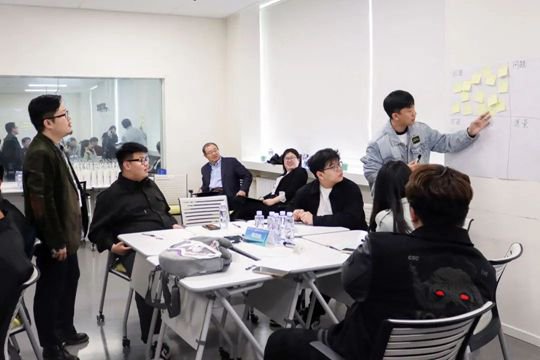 学生分论坛