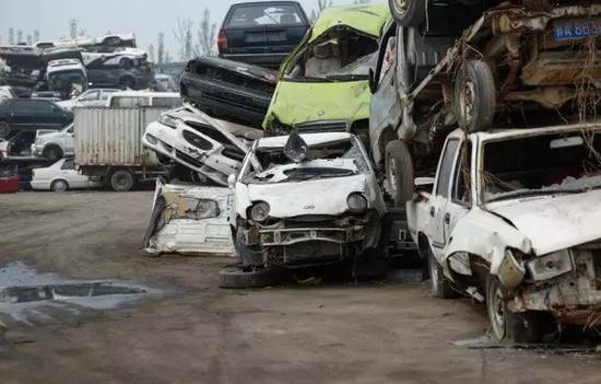 據(jù)專家估算，