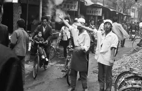 1987年，西安廟后街，