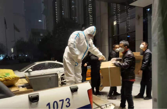 物资保障组启动24小时无缝隙值班应急响应