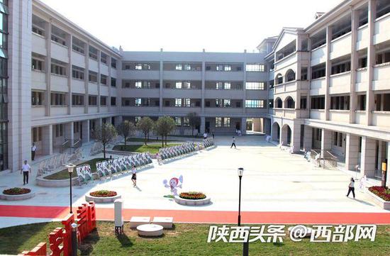 陕西师范大学陆港小学。
