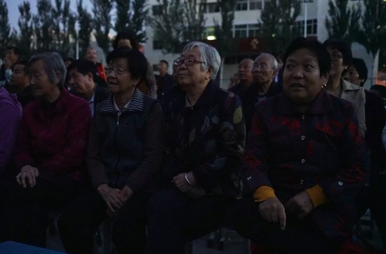 电影《一把挂面》在绥德师范学院点映现场