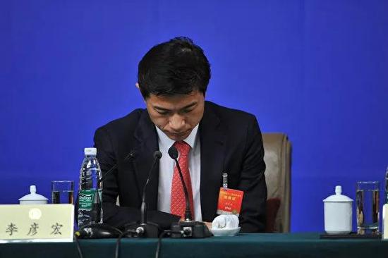 当时事件发生后,李彦宏也曾公开反思: