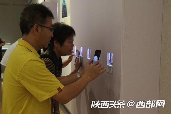 “執著堅守 匠人筑夢--海峽兩岸雕塑藝術展”在未來一月內免費向公眾開放。