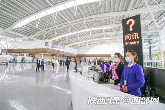 榆林榆阳机场启用T2航站楼。